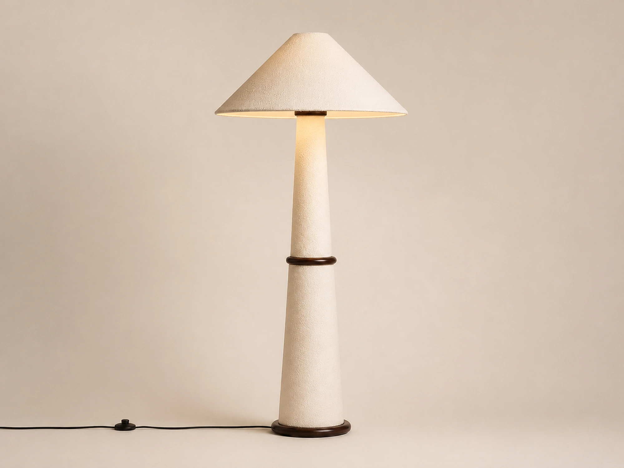 DUNE floor lamp product detail on Illumus background