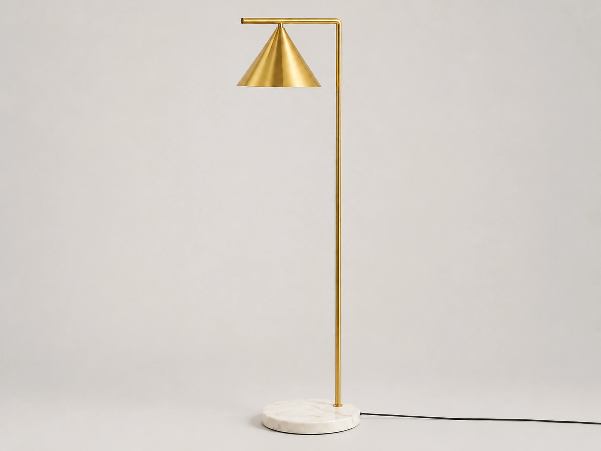 GIZZA floor lamp product detail on Illumus background
