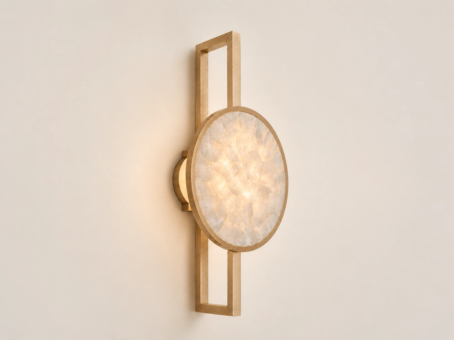 LOTUS wall light with gold finish and textured decorative diffuser
